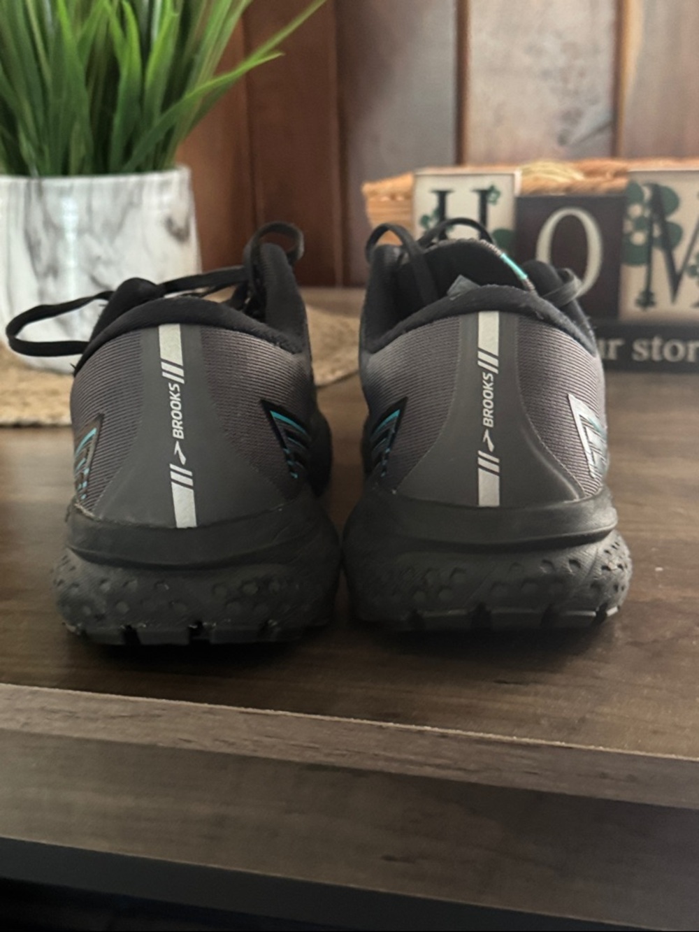 Brooks Black Running Shoes with Teal Accents - Picture 4 of 7
